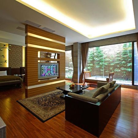 Spring Spa Motel Dali Экстерьер фото