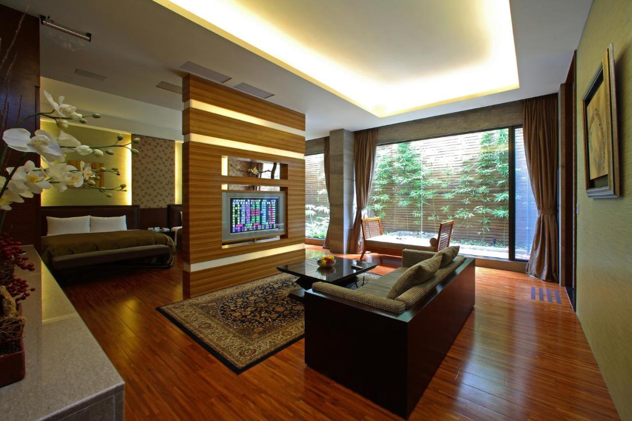 Spring Spa Motel Dali Экстерьер фото