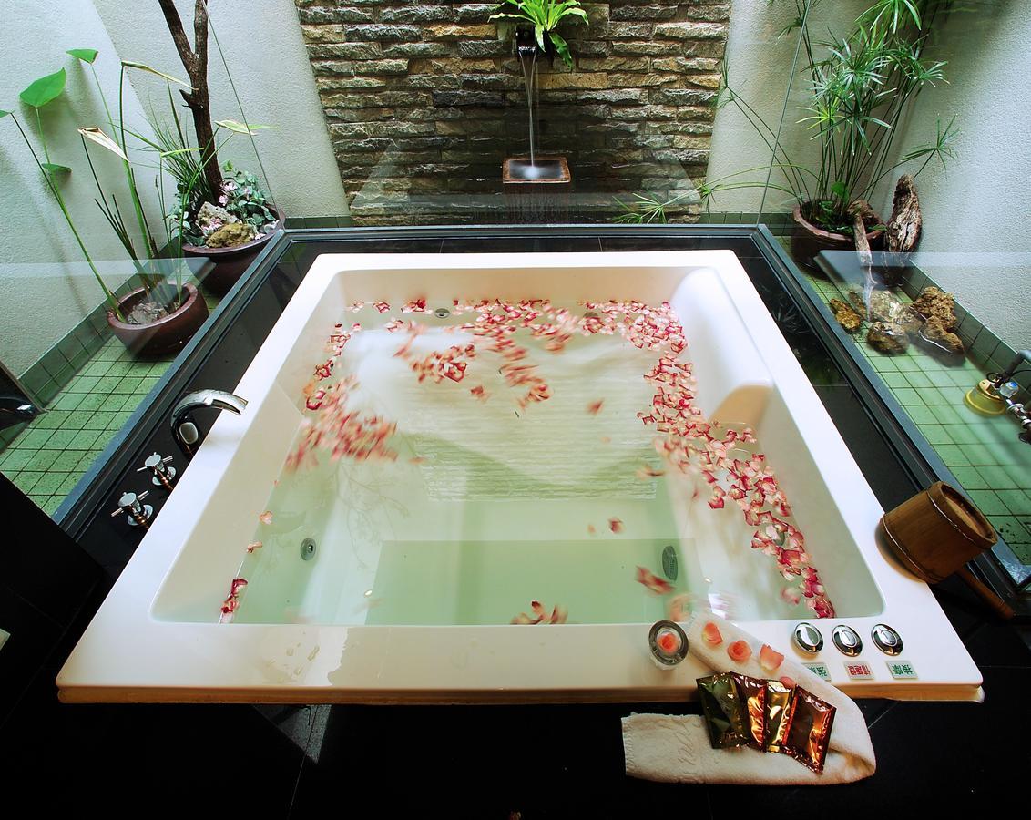 Spring Spa Motel Dali Экстерьер фото